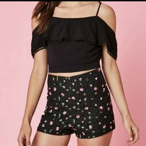 Kendall & Kylie black floral embroidered sh